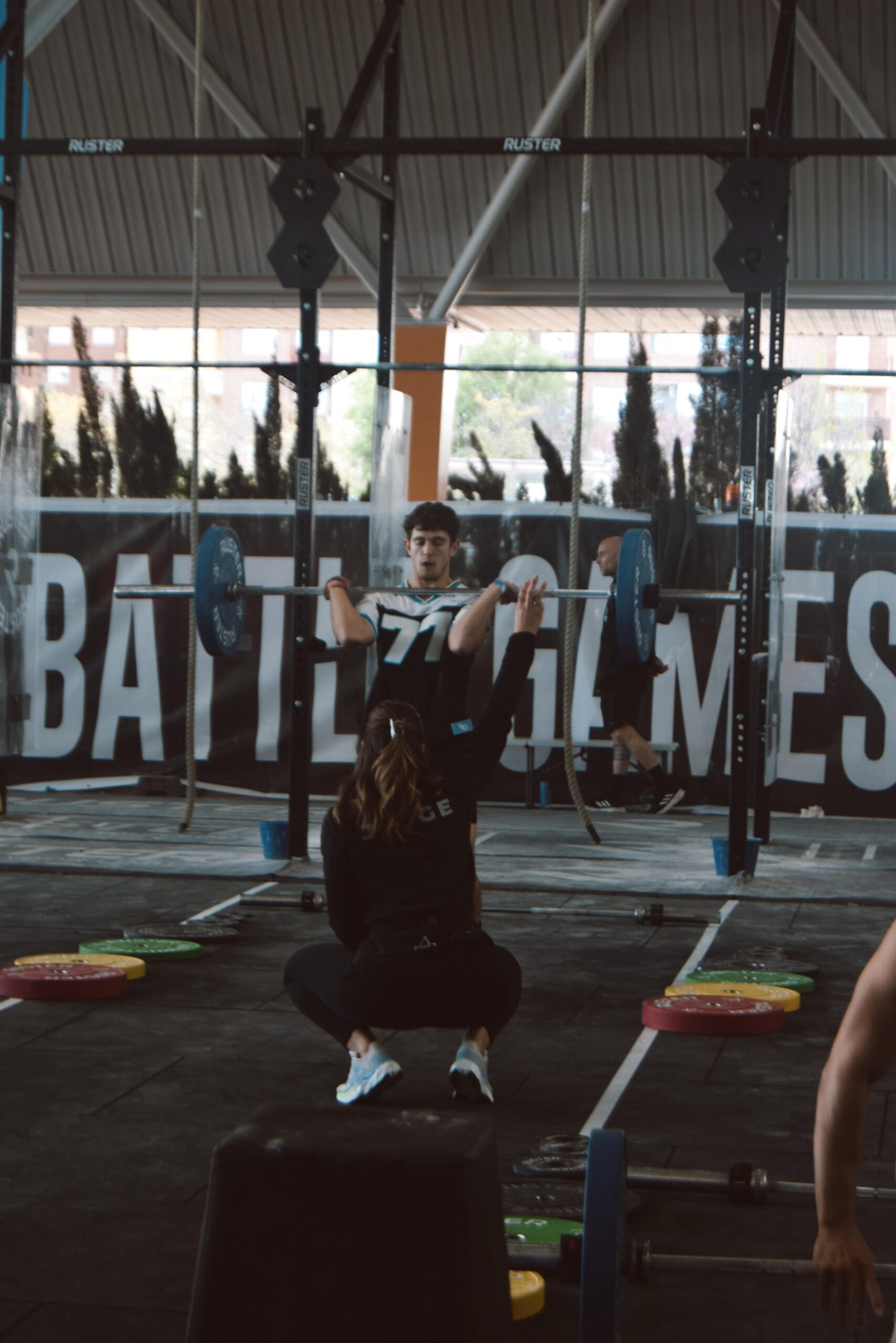 entrenando con pesas